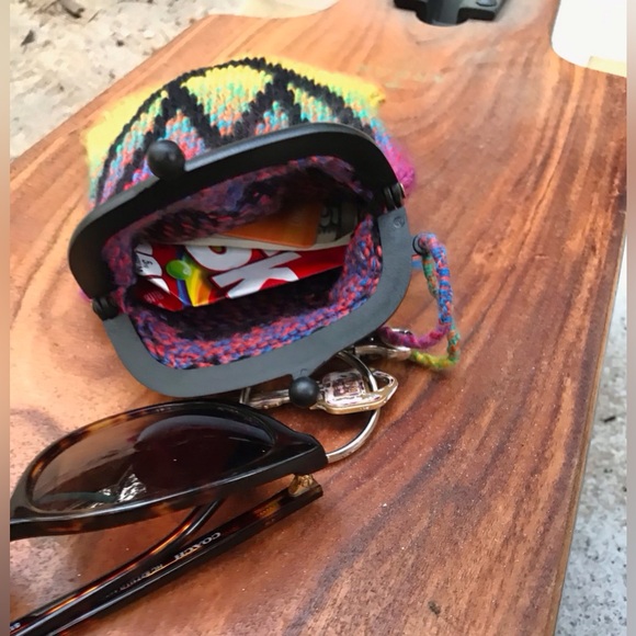 Handmade Knit NOT Officially Licensed Car Emblem Snap Coin Purse Wallet Fan Art - Picture 3 of 10